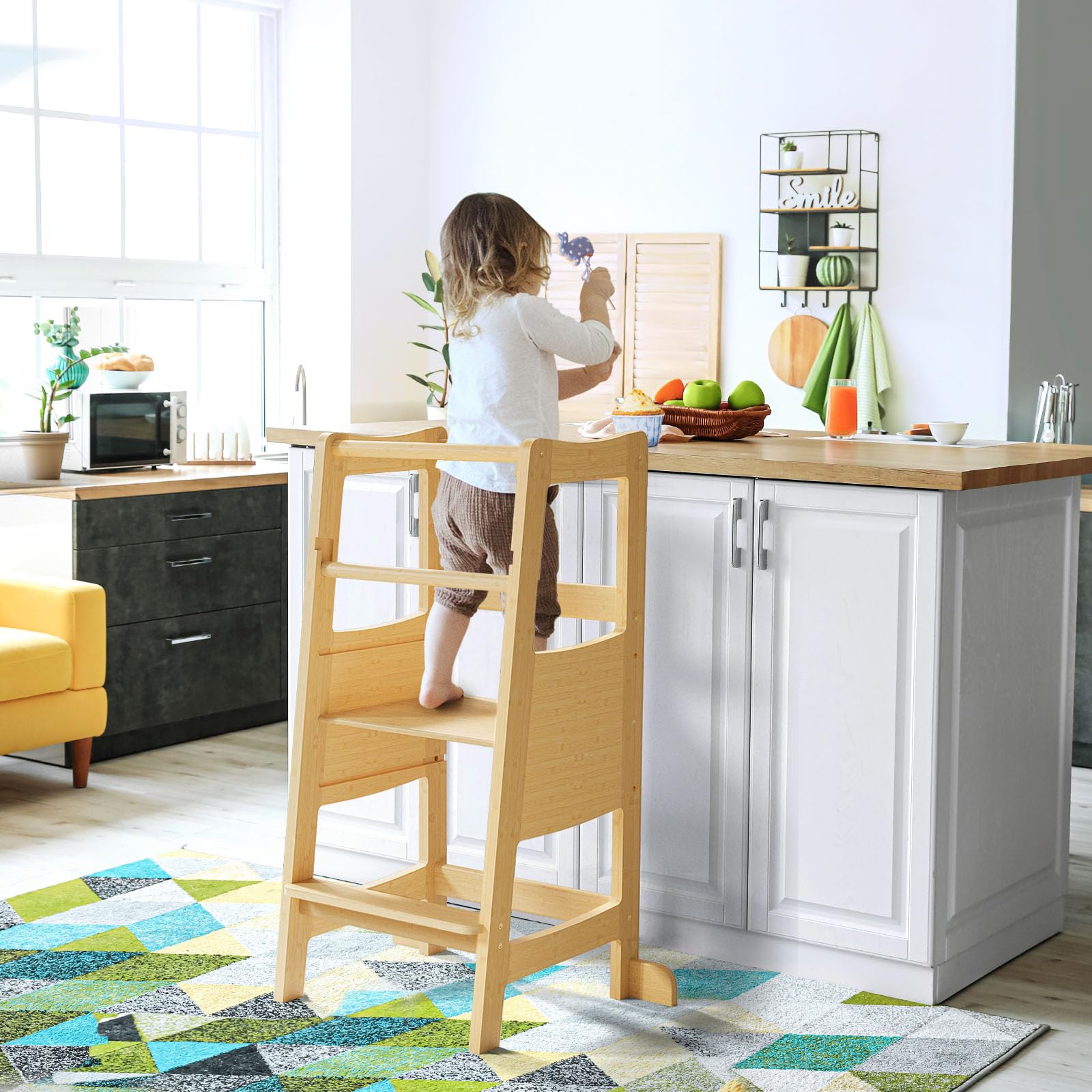 Xinyoec toddler standing tower with safety rail for independent use