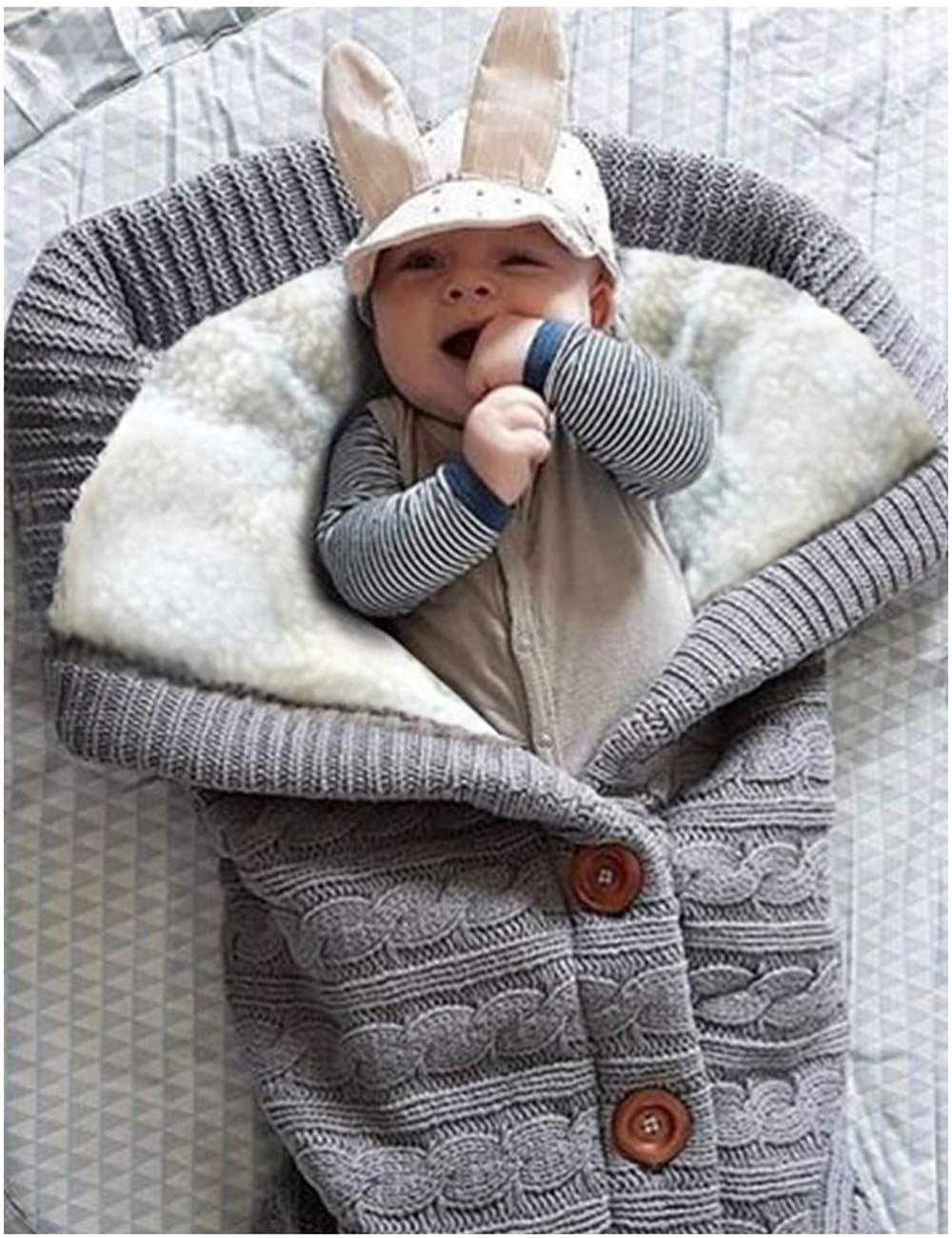 XMWEALTHY baby blanket with wooden button closure for quick, snug changes