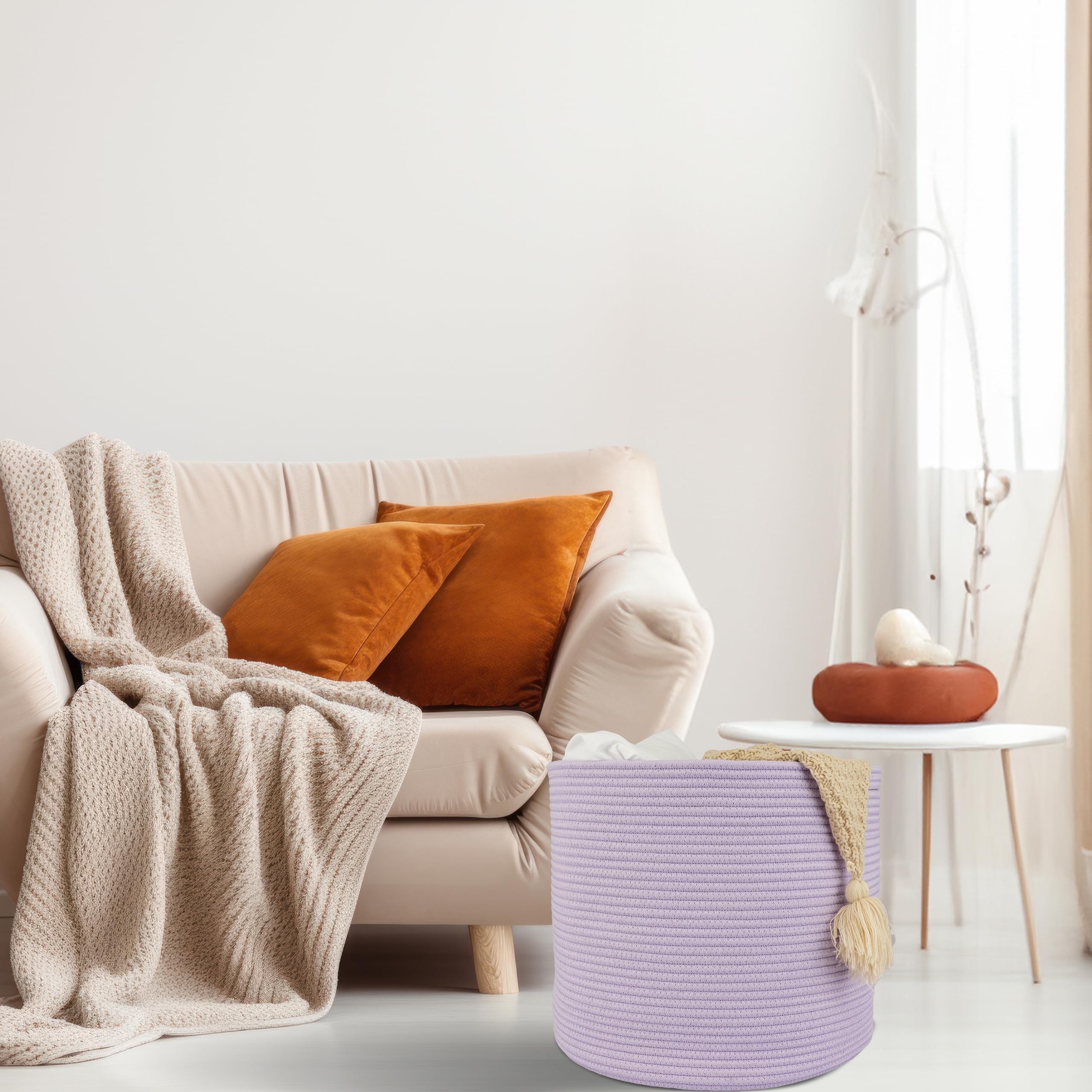 XUANGUO foldable rope basket helps keep blankets neat