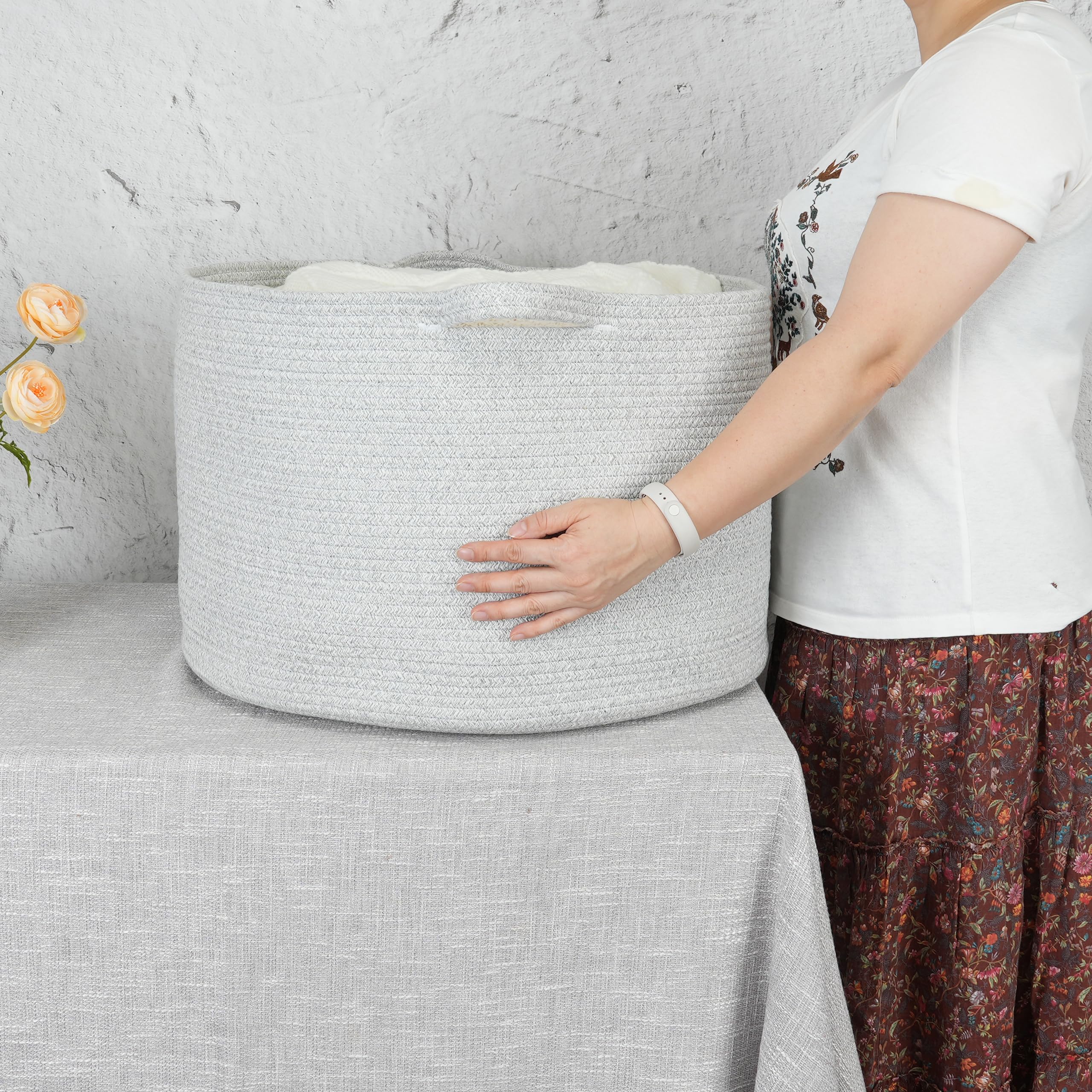 XUANGUO cotton rope laundry basket keeps clothes tidy and accessible.