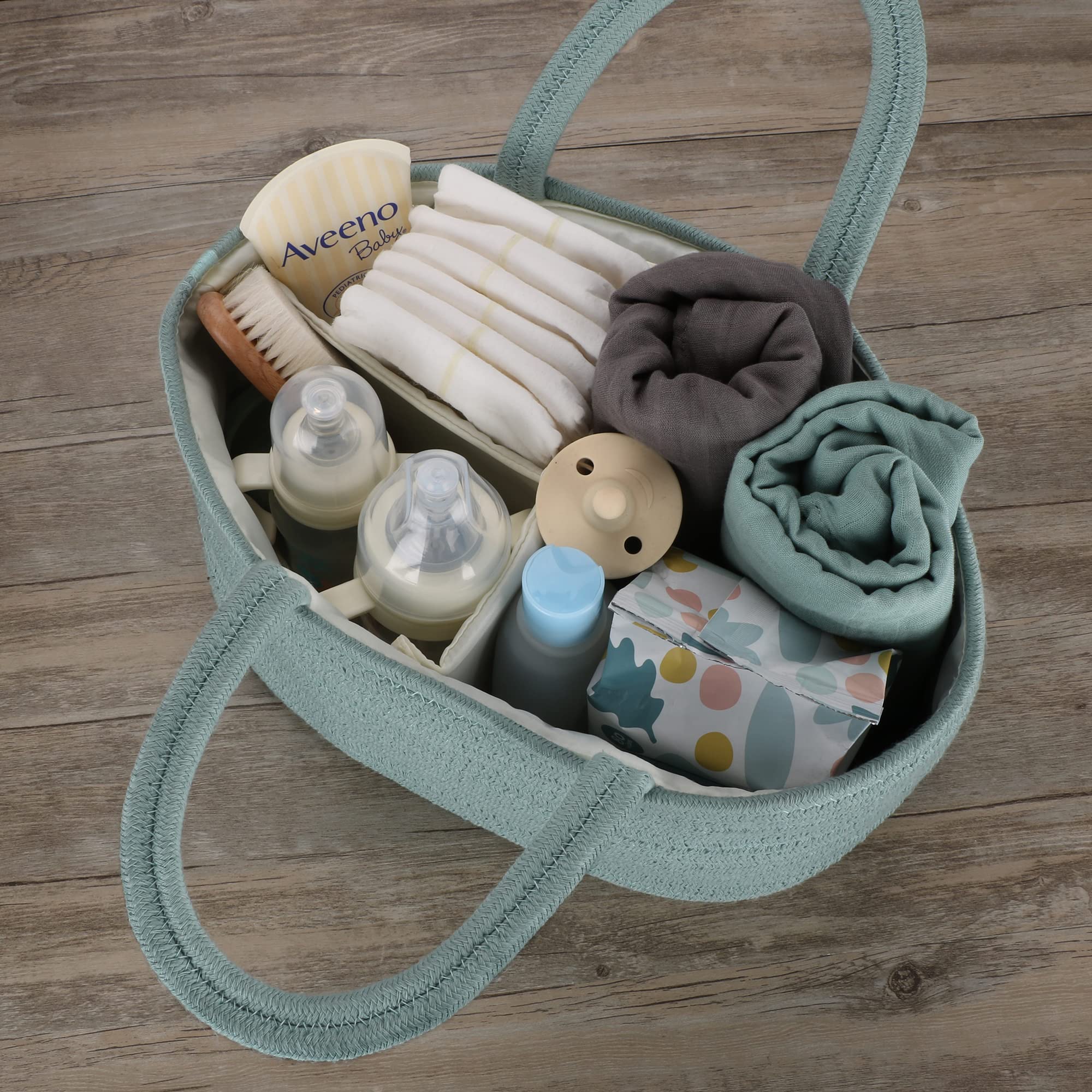Xuanguo diaper caddy gift idea for newborns and baby showers.