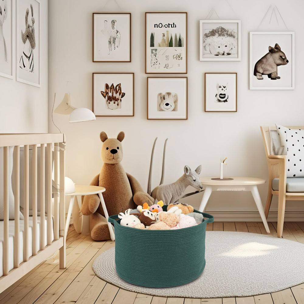 XUANGUO round storage basket folds for easy seasonal rearrangement.