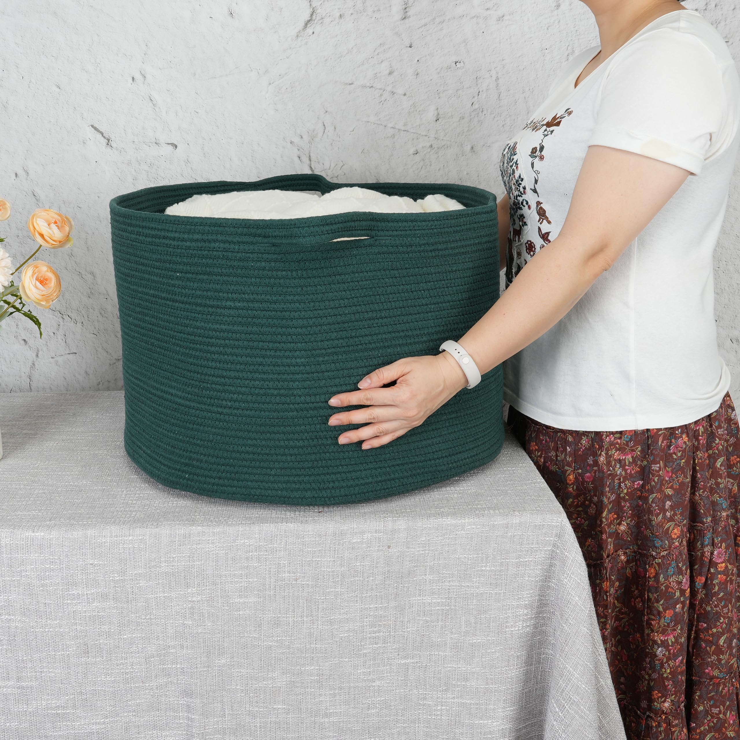 XUANGUO toy storage basket keeps kids rooms tidy and accessible.