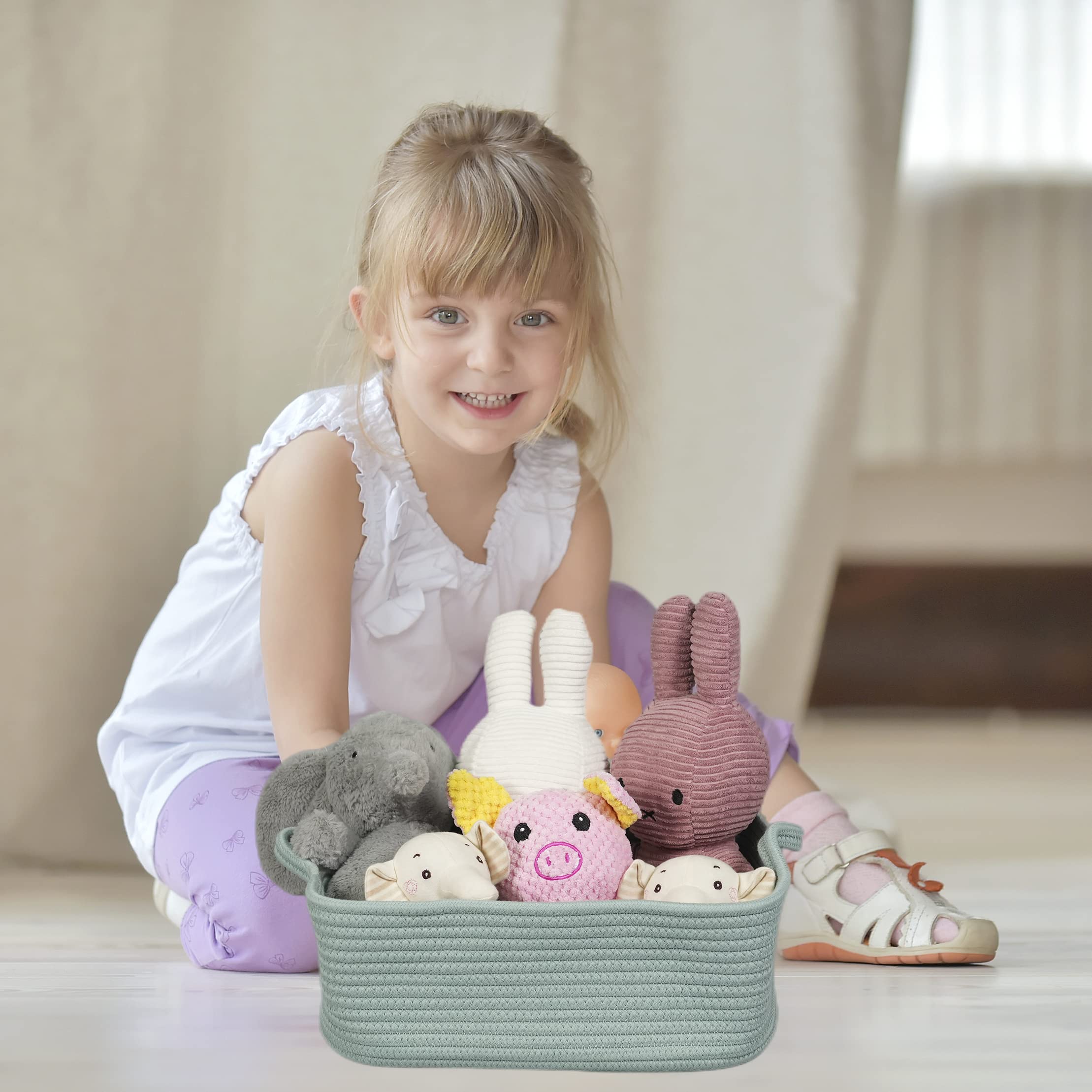 XUANGUO multipurpose basket holds keys, remotes, and toys neatly.