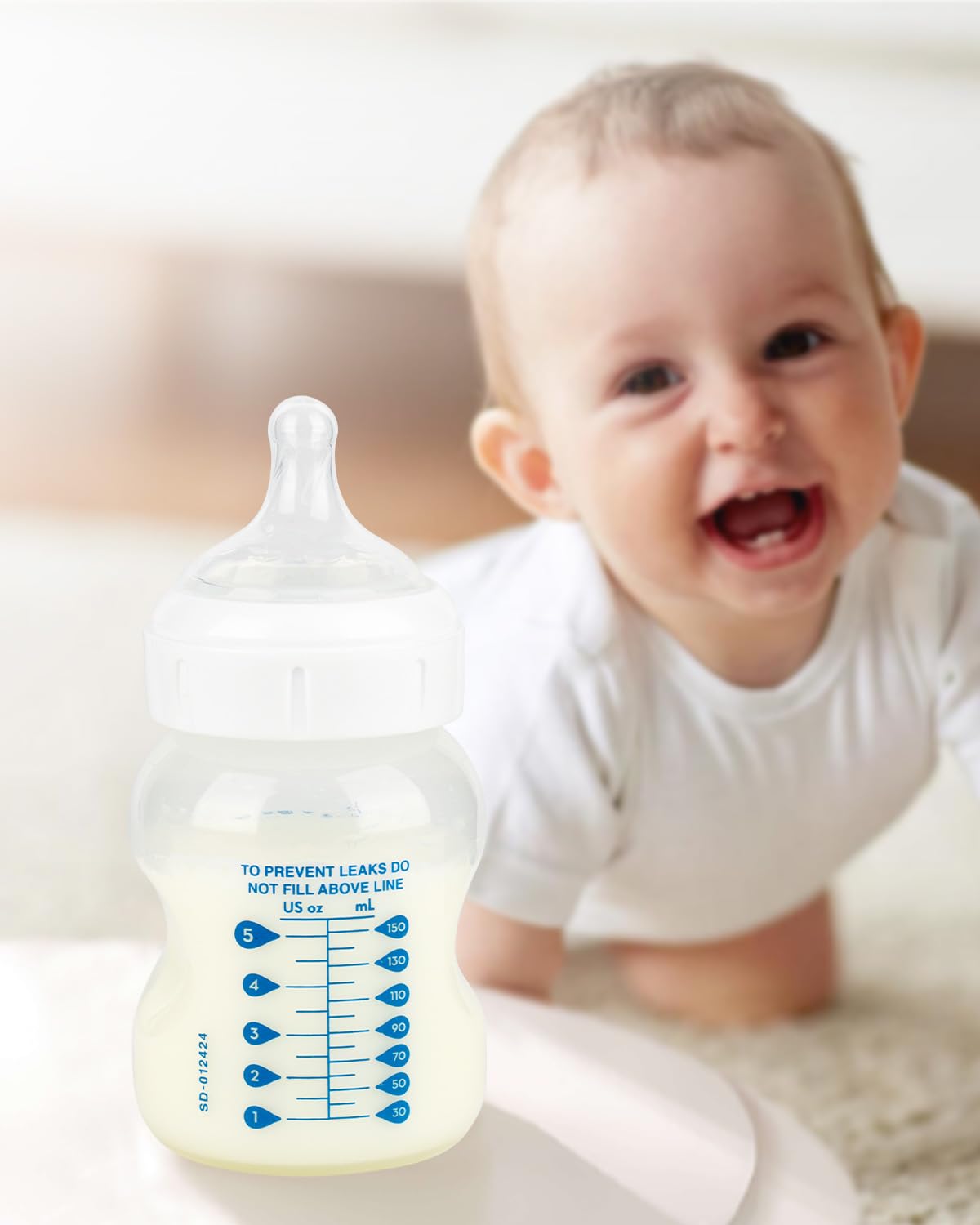 XUNICUTE durable, easy-clean nipple design suitable for dishwashers and sterilizers.