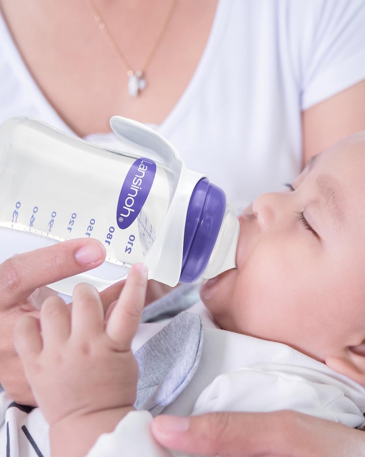 XUNICUTE three-pack offers value and flexible use for feeding needs.