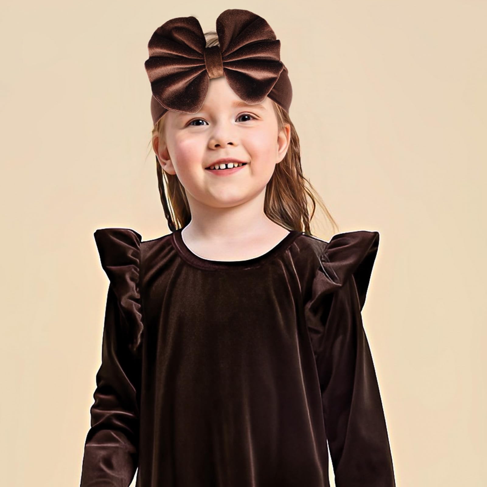 YanJie leopard velvet headband adds stylish flair to autumn outfits