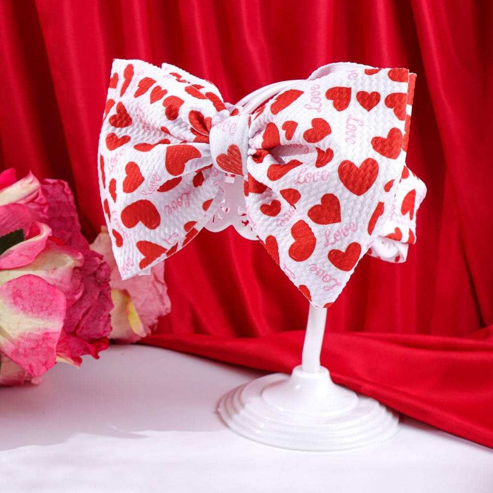 YanJie pink bow hair accessory perfect for newborns’ first milestones and smiles.