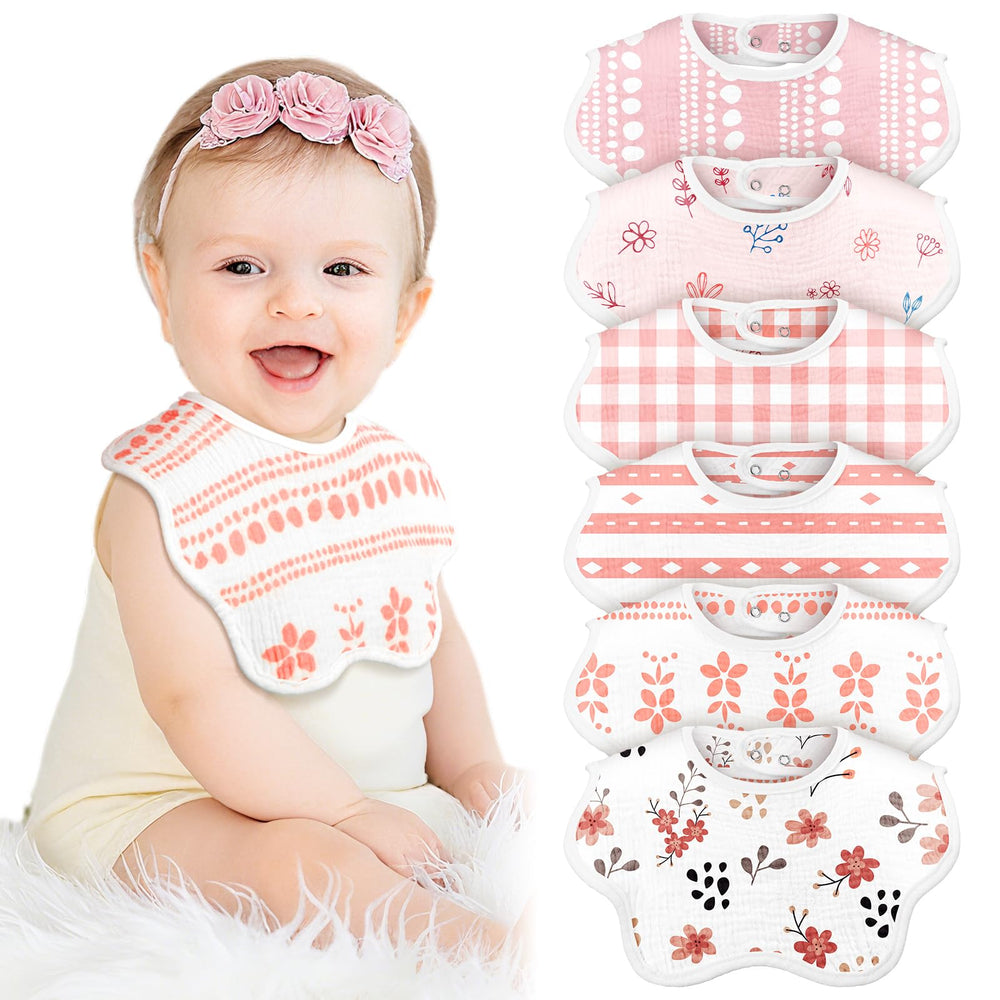 Yearntown scalloped-edge bib close-up showing premium cotton comfort.