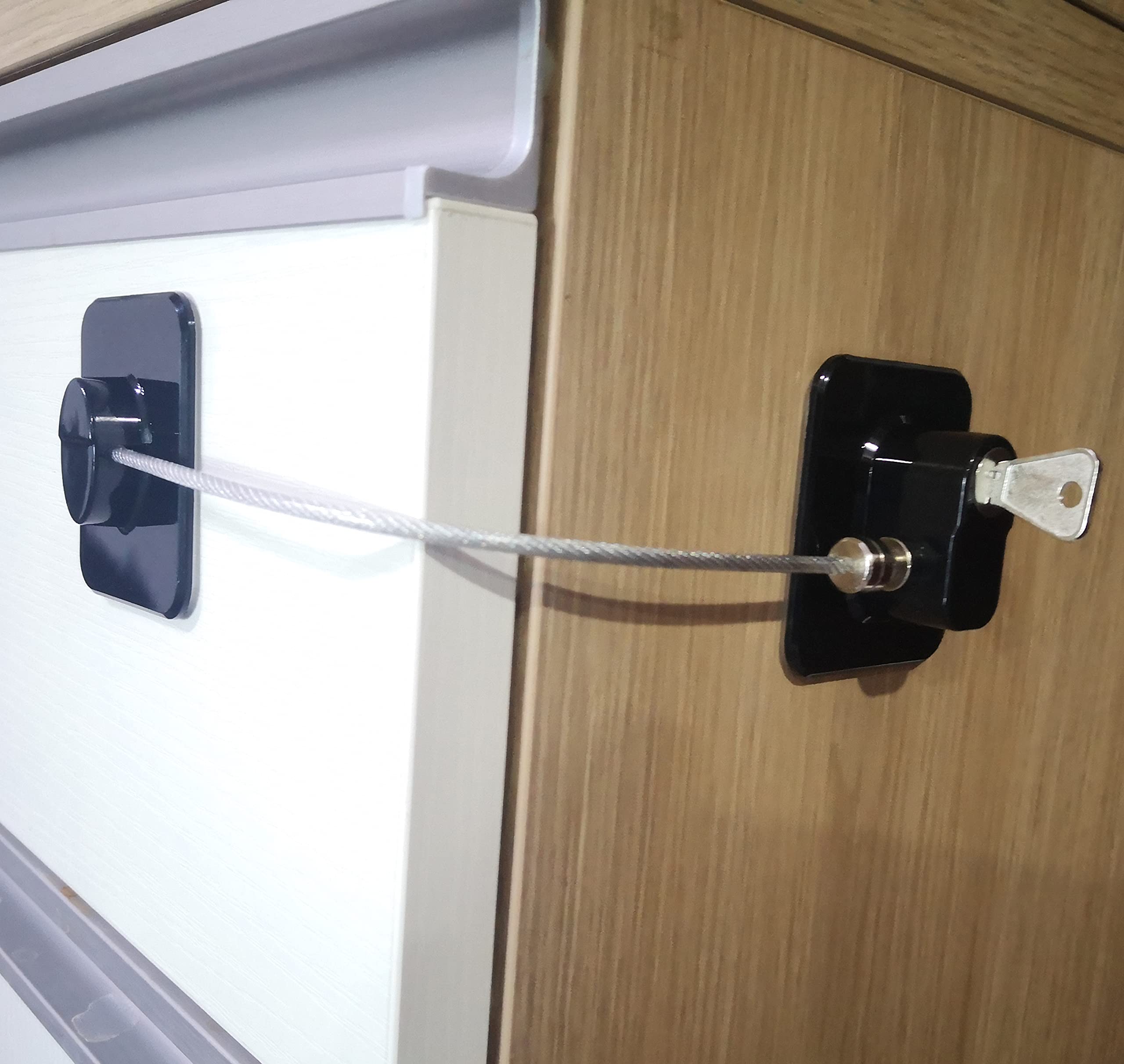 YEYA multi-purpose lock suitable for fridge, pantry, and cabinets