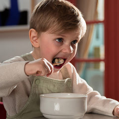YFWOOD child fork in natural wood supports secure grip during meals.