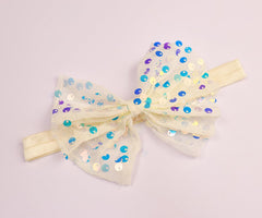 Yheahin yellow chiffon flower headband adds gentle color for newborns.