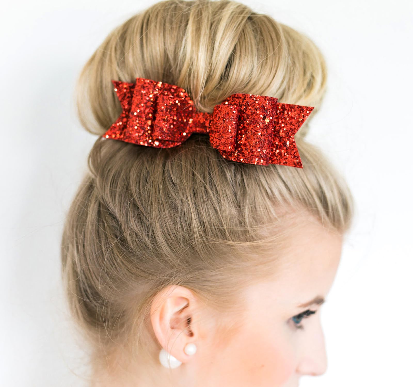 Yheahin detached bow in red provides versatile styling options for baby outfits.