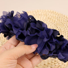 Yheahin elastic headband ensures comfortable, secure fit