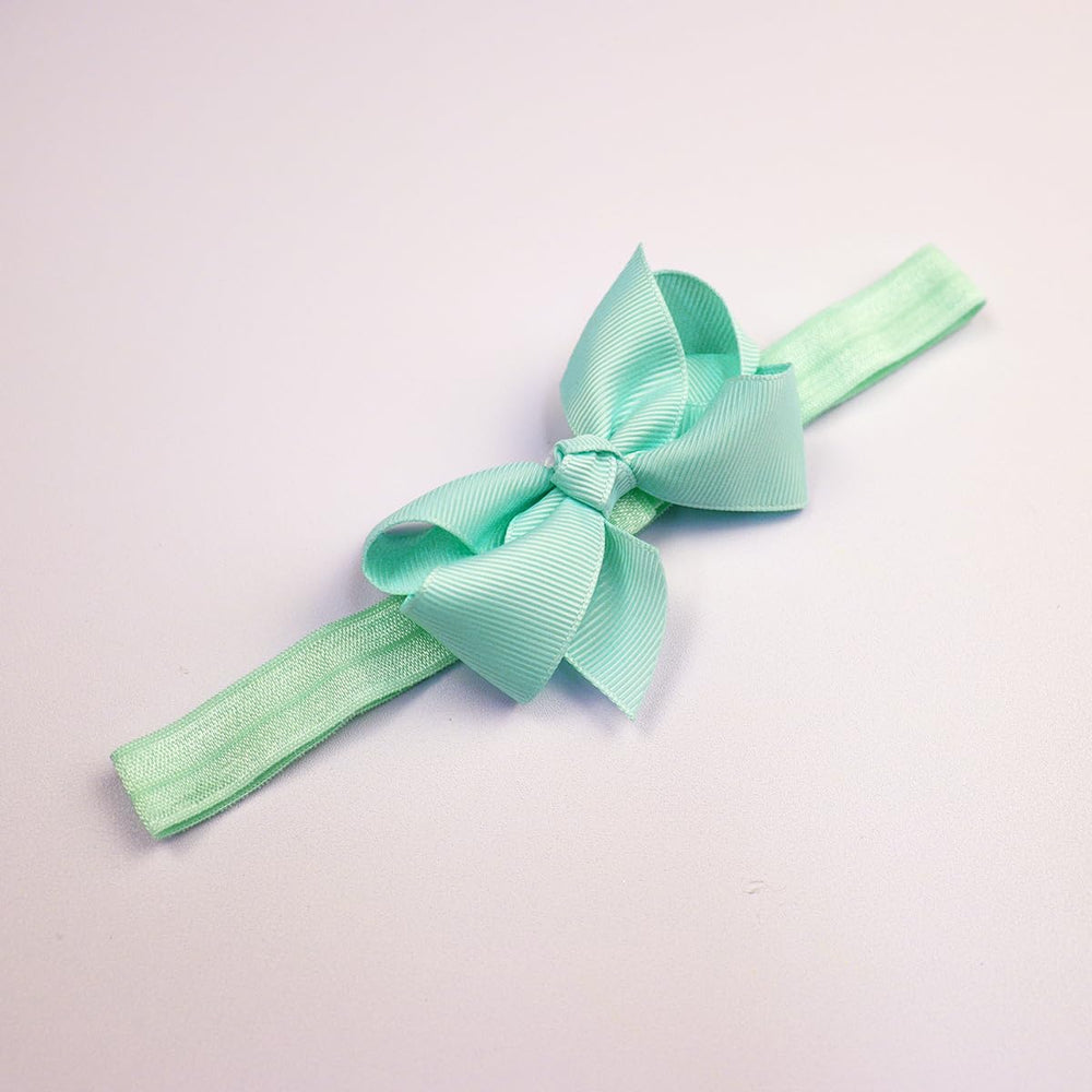 Yheahin green bow set—versatile accessory for birthdays and family photos.
