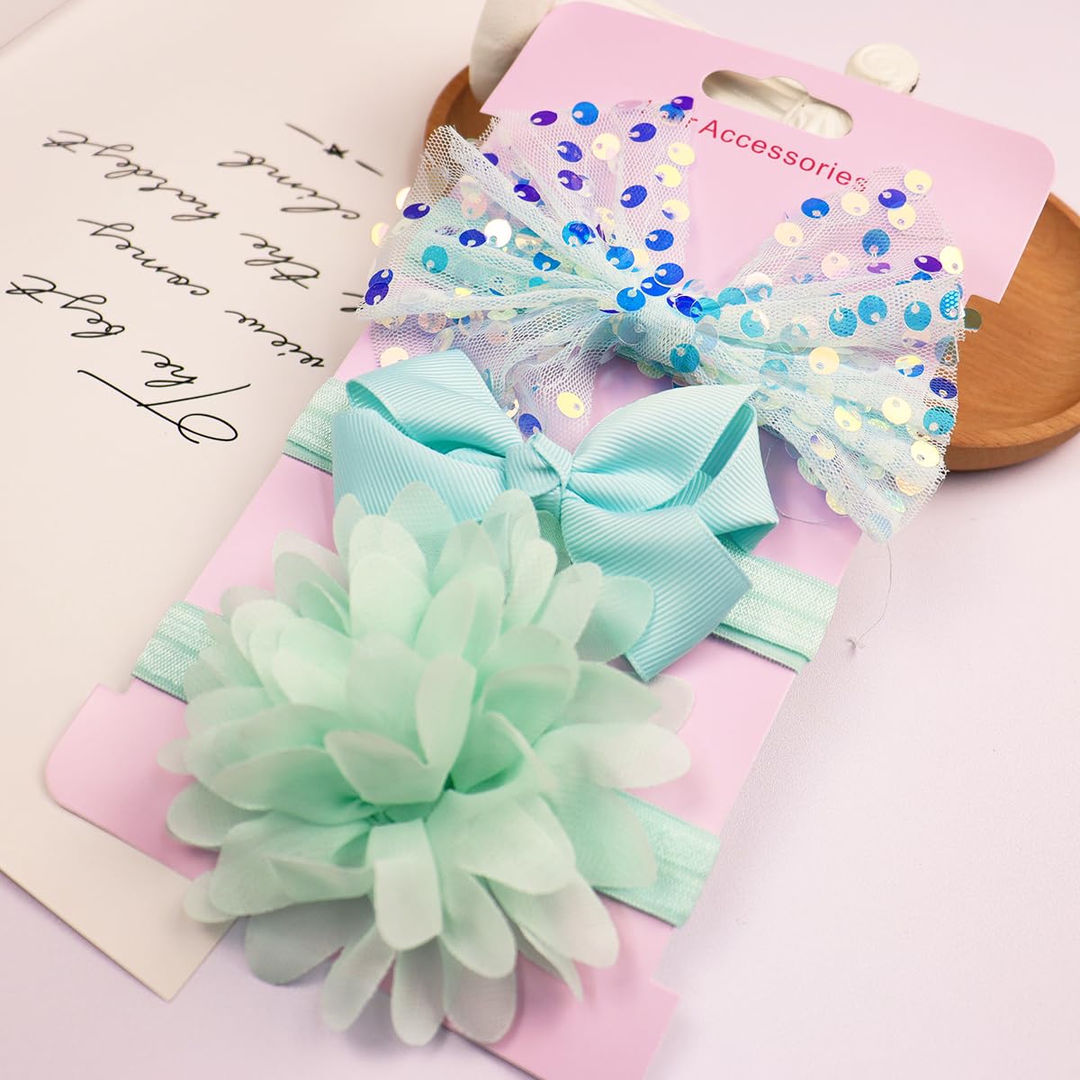 Yheahin green chiffon bow hairband—gentle fit for daily wear and special occasions.