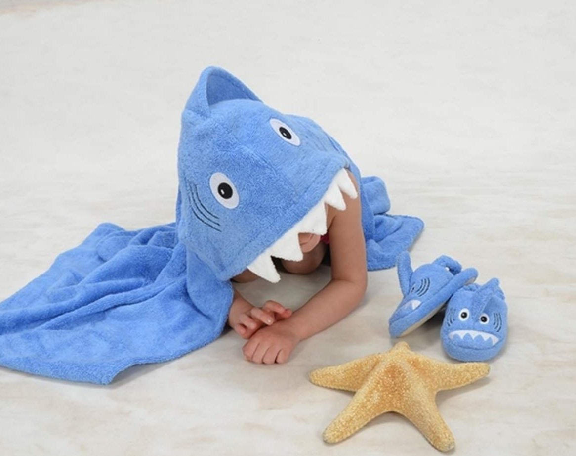 Yikes Twins appliqued eyes and teeth detail enhances cuteness during drying.