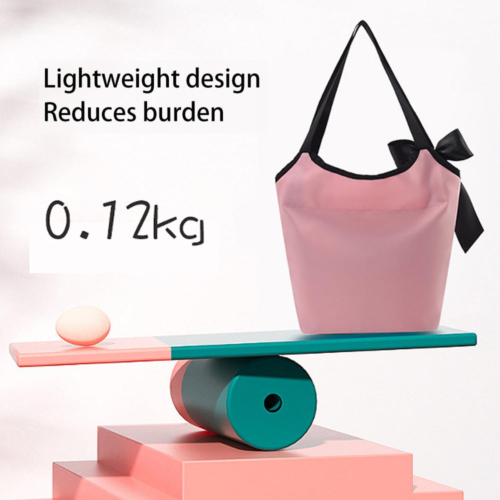 Yitengteng Kindergarten Schoolbag worn by kids, versatile and easy to carry.