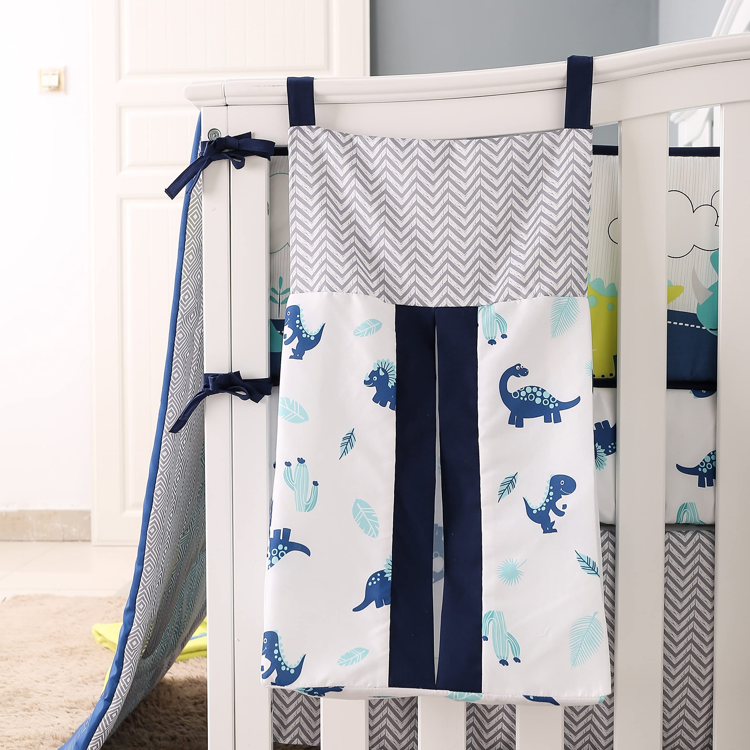 YJM dinosaur wall stickers are removable for easy nursery customization