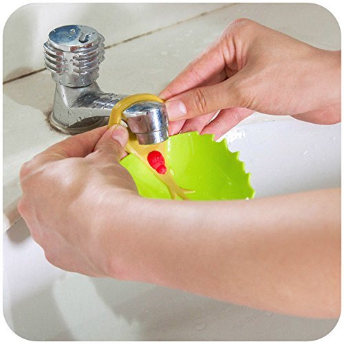 Yonisun leaf faucet cover blue closeup texture shows soft silicone edges.