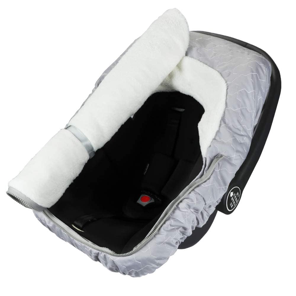 Yoofoss baby shower gift-ready cover adds practical comfort