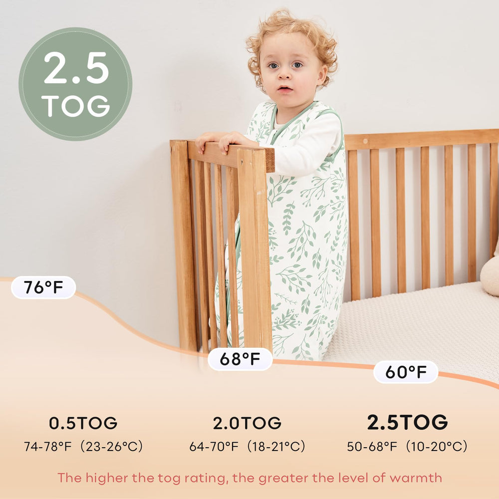 Yoofoss 2-way zipper enables easy diaper changes.