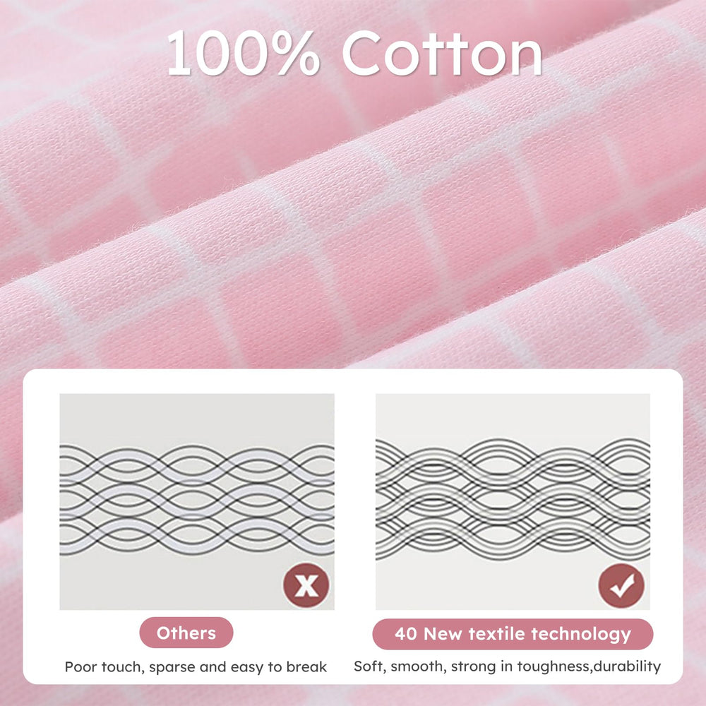 Yoofoss in-use swaddle promotes calm and gentle sleep transitions.