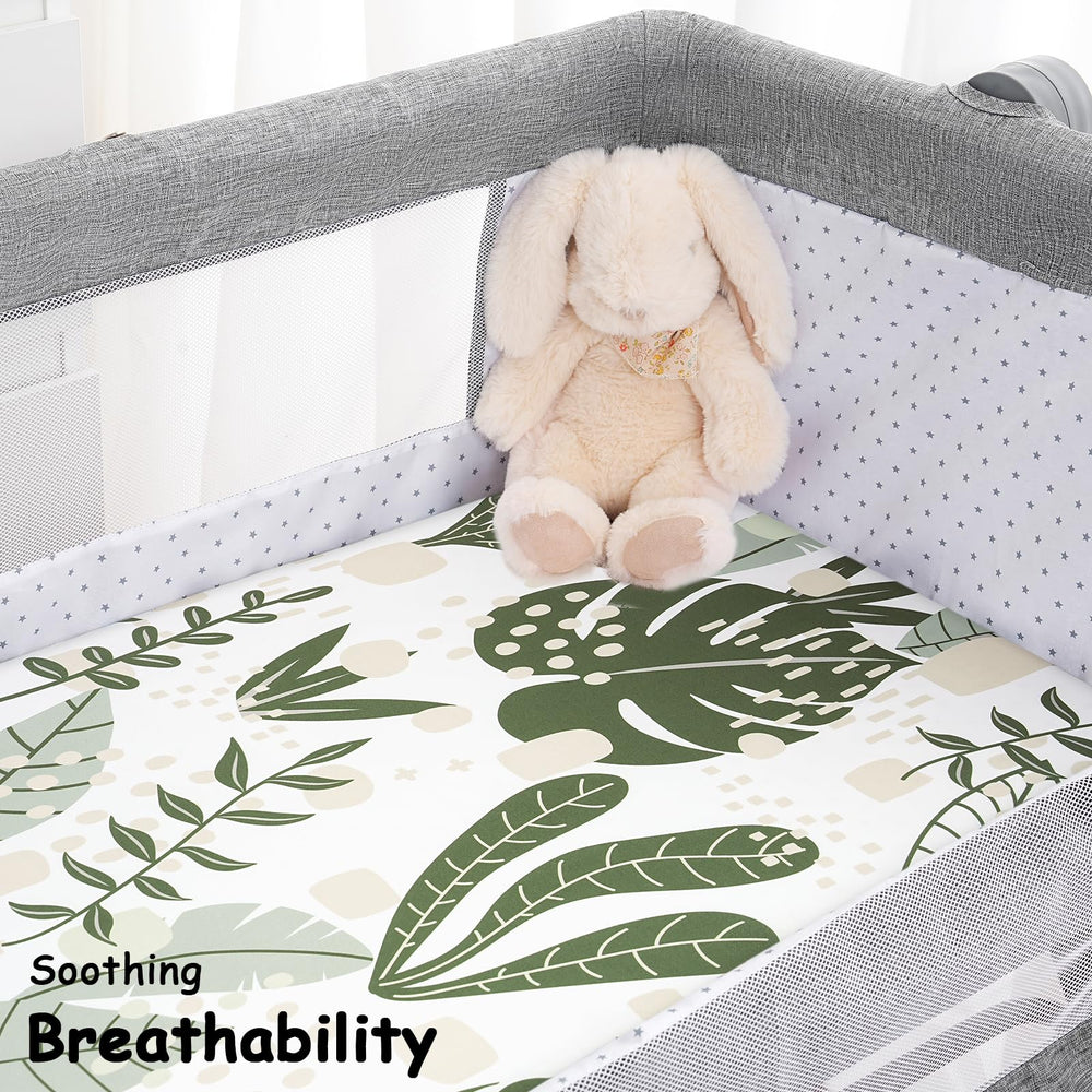 Yoofoss bassinet sheets shown compatible with Halo Bassinest Swivel Sleeper.