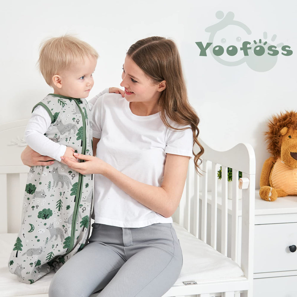 Hip-friendly design helps little legs move while staying warm