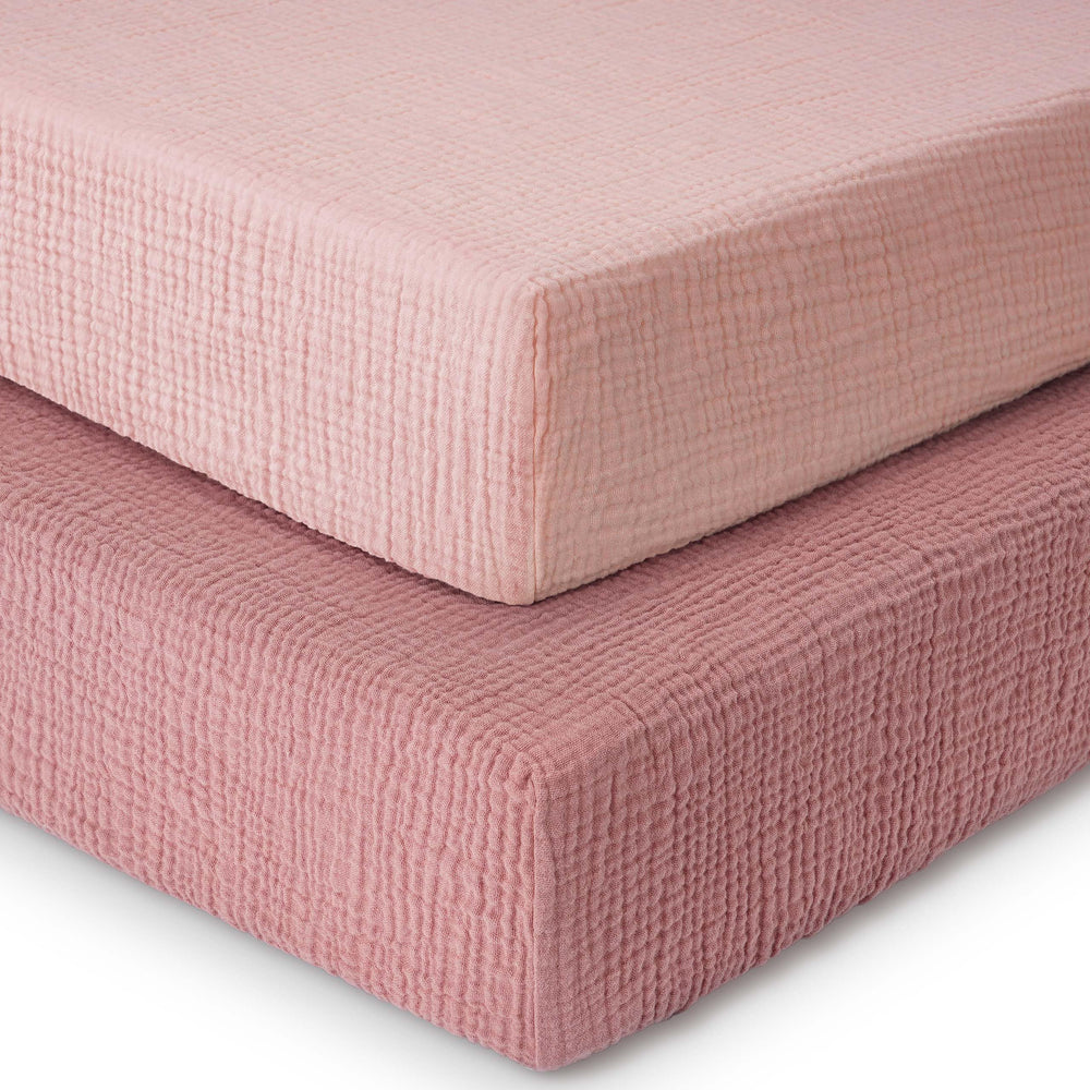 Yoofoss Muslin Crib Sheets offer a soft-touch finish for baby’s skin