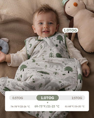Yoofoss two-way zipper sleep sack enables easy diaper changes.