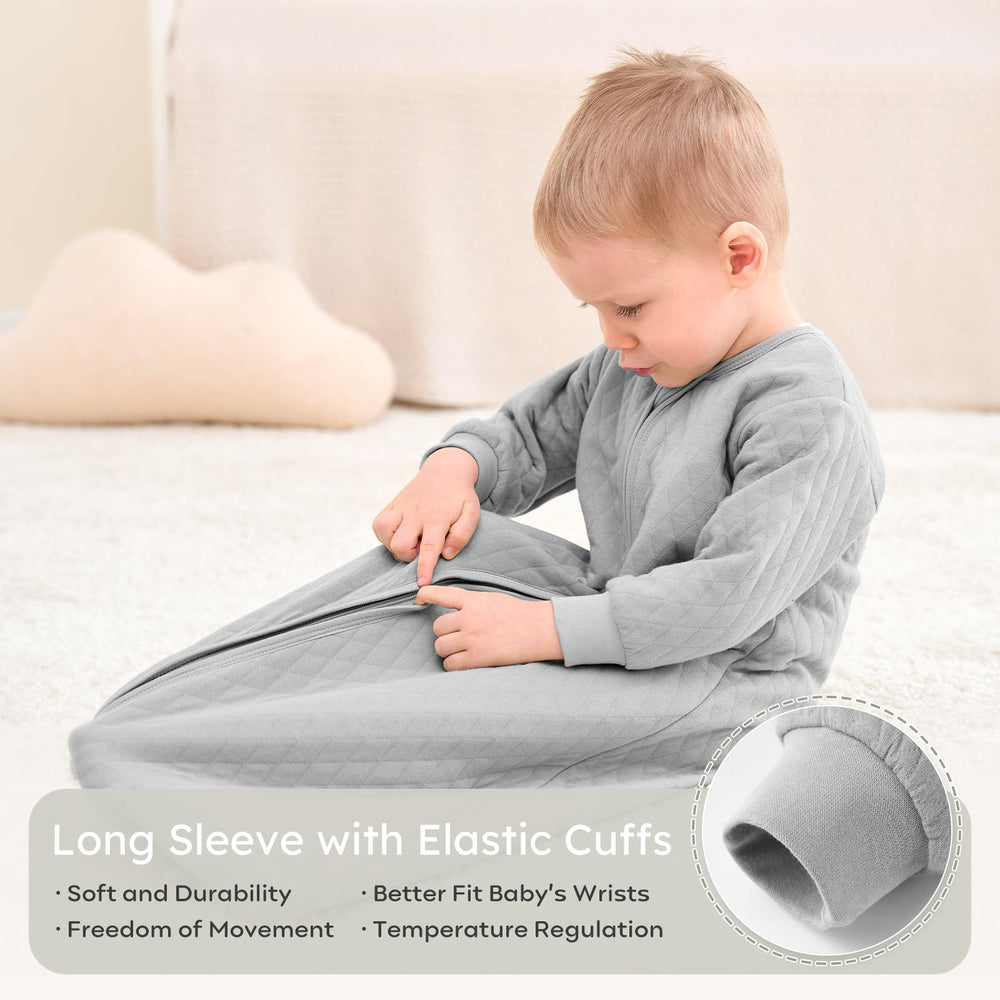 Yoofoss sleep sack offers all-year wear for growing toddlers.