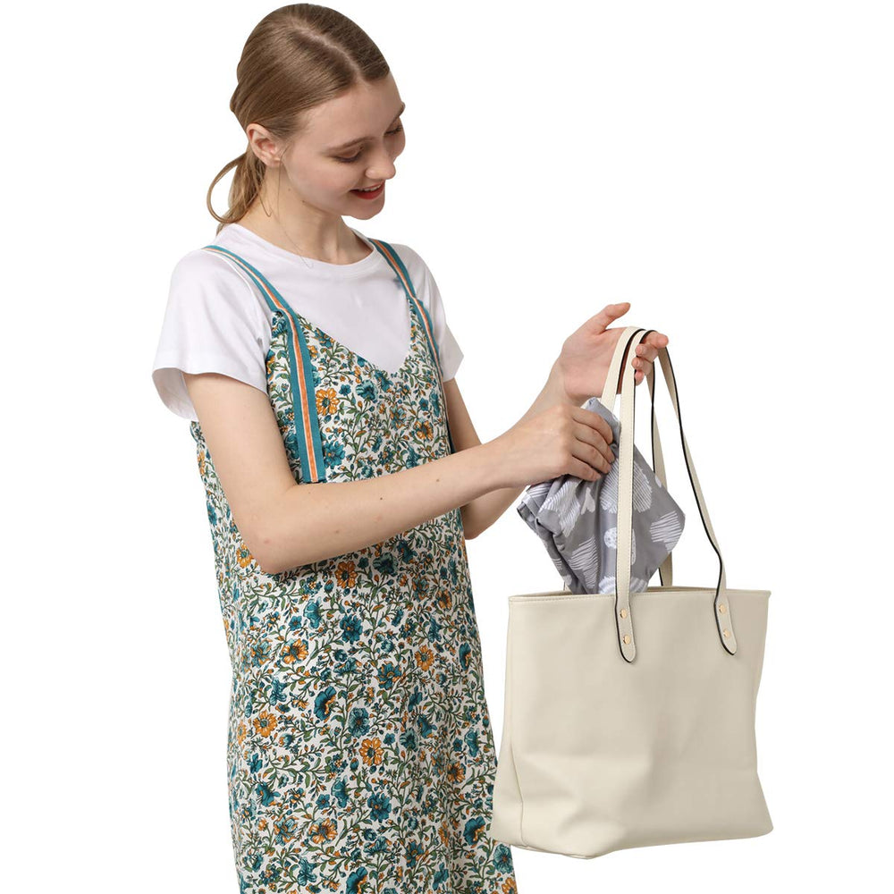 Yoofoss unisex design fits any caregiver and outfit.
