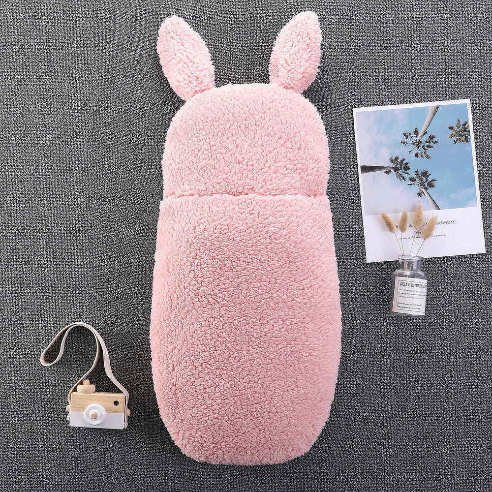 Yoolhamy hooded swaddle enables quick, snug wrapping
