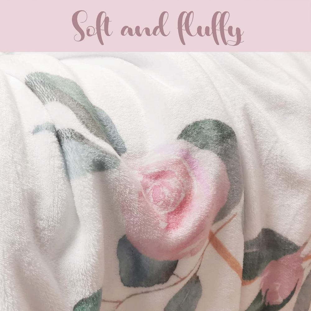 Yoothy photo prop blanket helps capture monthly moments with style