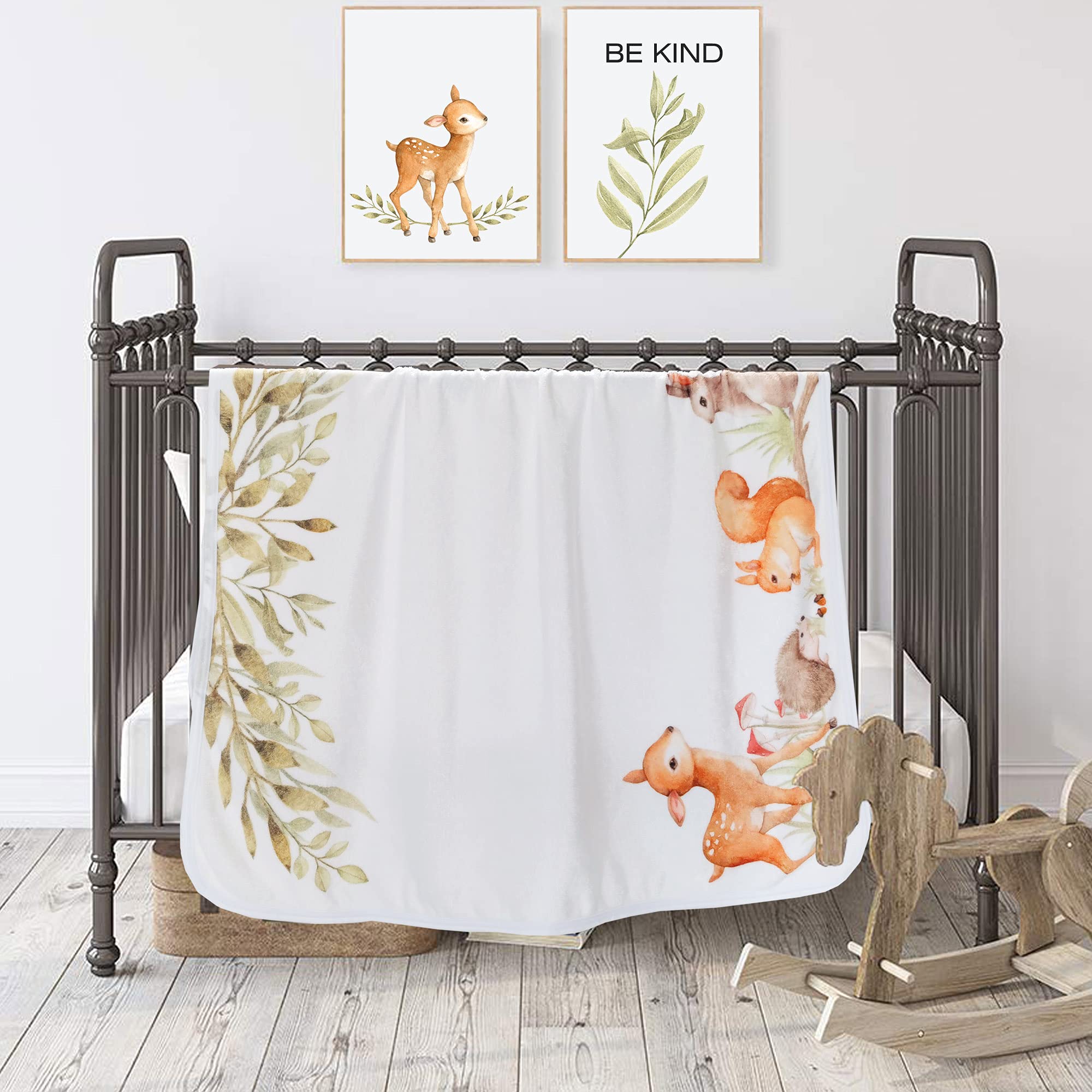 Yoothy Woodland gift-ready baby shower blanket for new parents