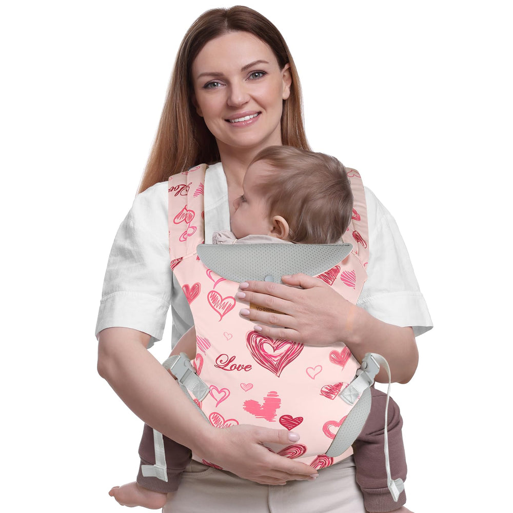Sturdy buckle system on YooxArmor carrier for quick, secure wearing.