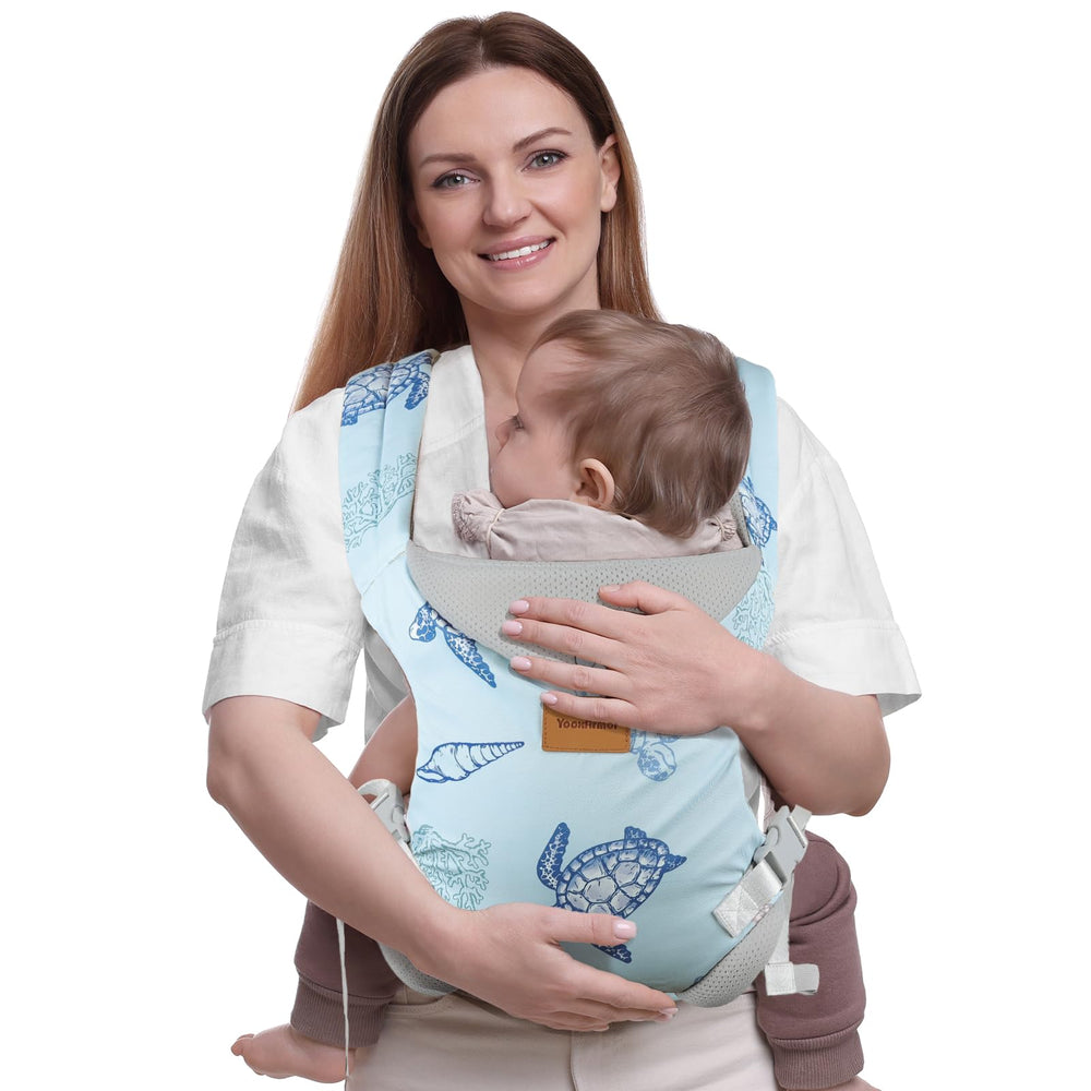 YooxArmor travel-friendly carrier for shopping, walking, and trips.