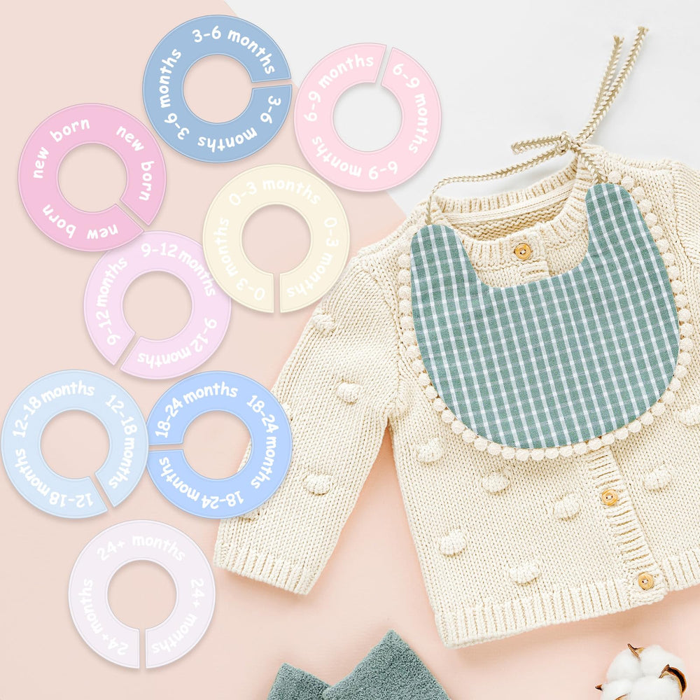 Yoshiky color-coded set helps categorize outfits by size or season.