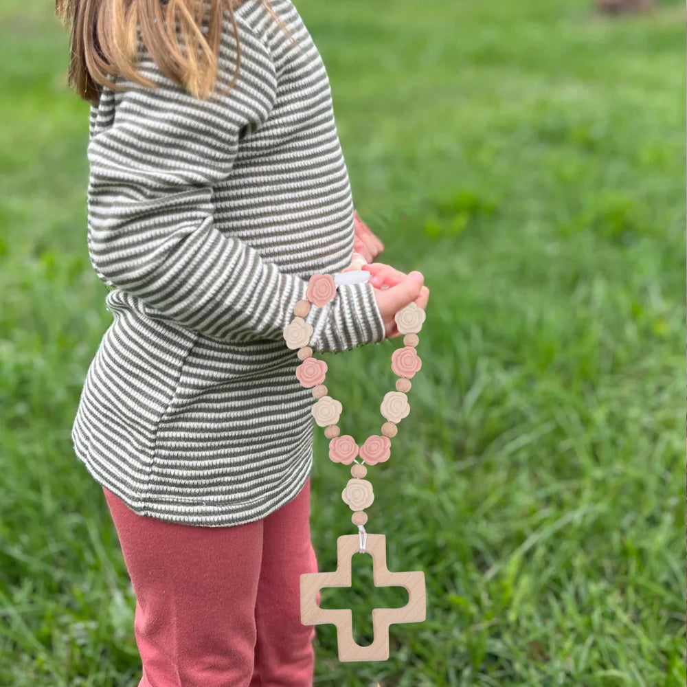 YOUAME first-year baby girl keepsake rosary, an elegant milestone gift.