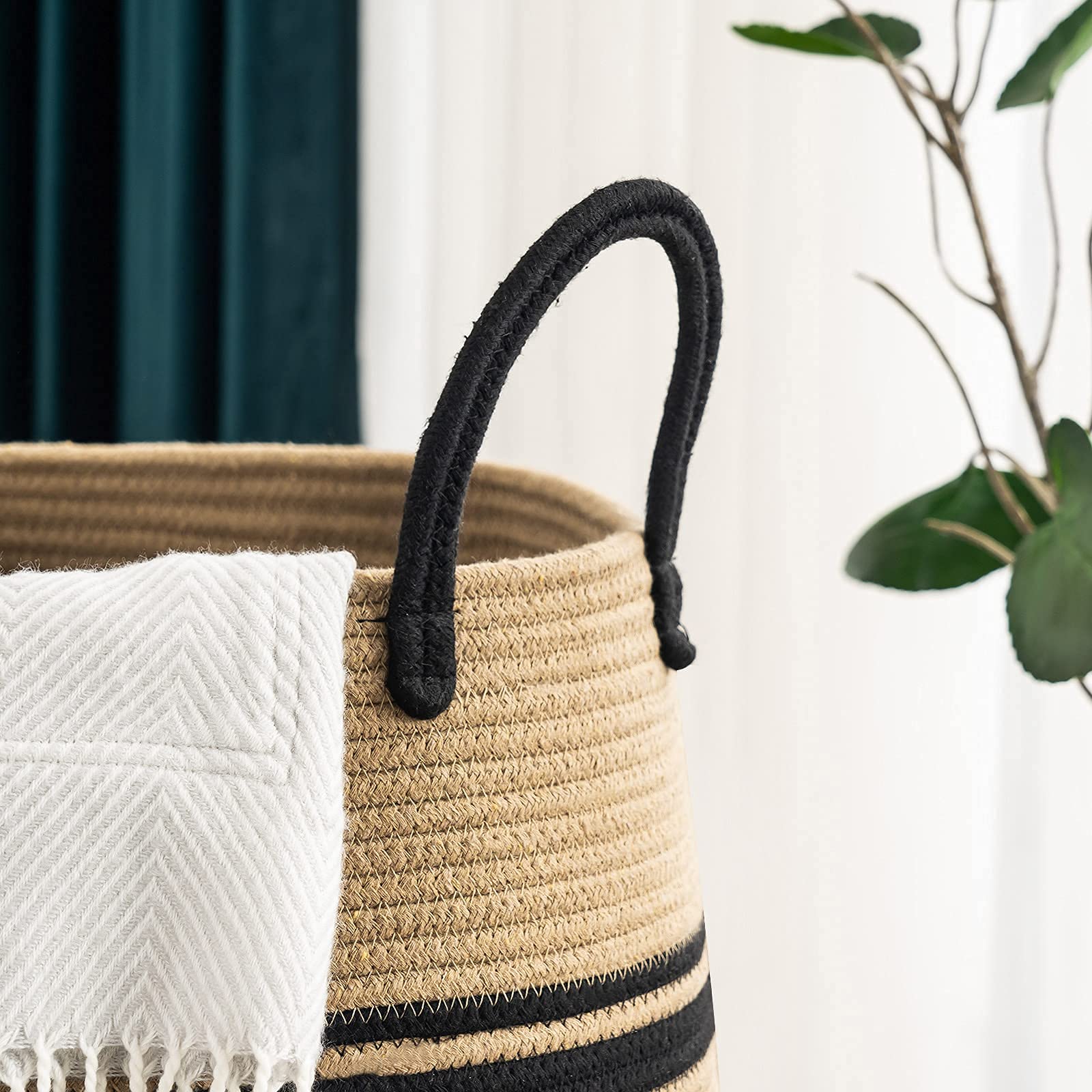 YOUDENOVA natural jute weave basket adds warm texture to living room