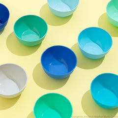Youngever plates in coastal hues supporting independent eating
