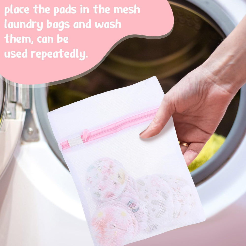 Yungyan compact, lightweight pads fit easily in a diaper bag.
