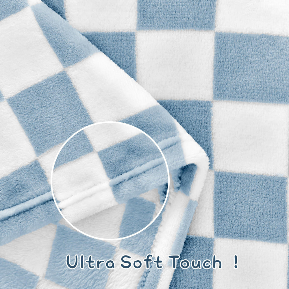 Yurhap checkered baby blanket blue car seat cover scenario demonstrates versatile protection on the go.