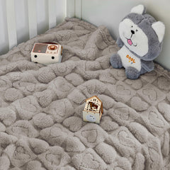 Yurhap heart checkered fleece blanket used as car seat cover for travel comfort