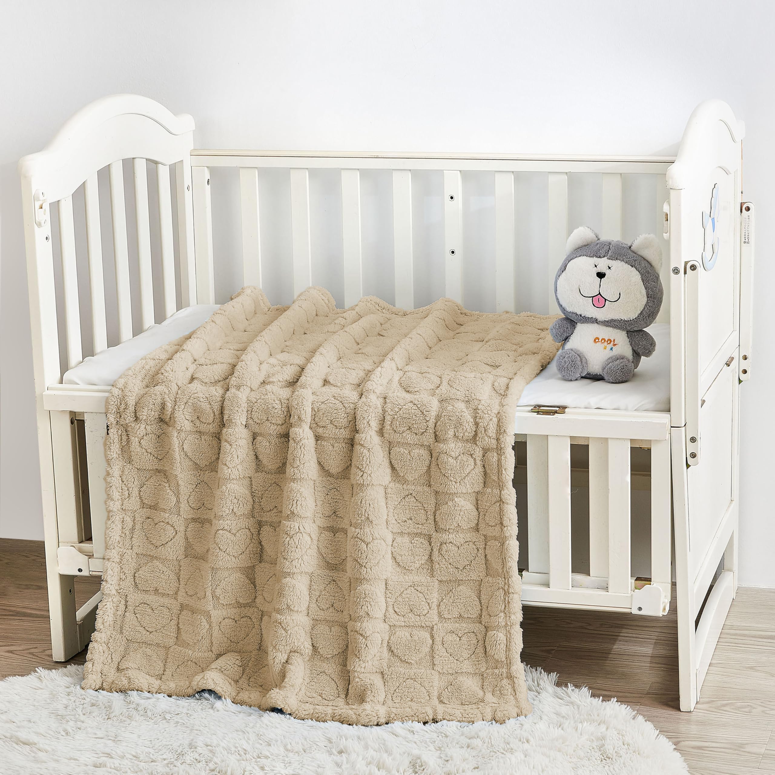 Yurhap fleece baby blanket high-quality safe fabric gentle on delicate skin.
