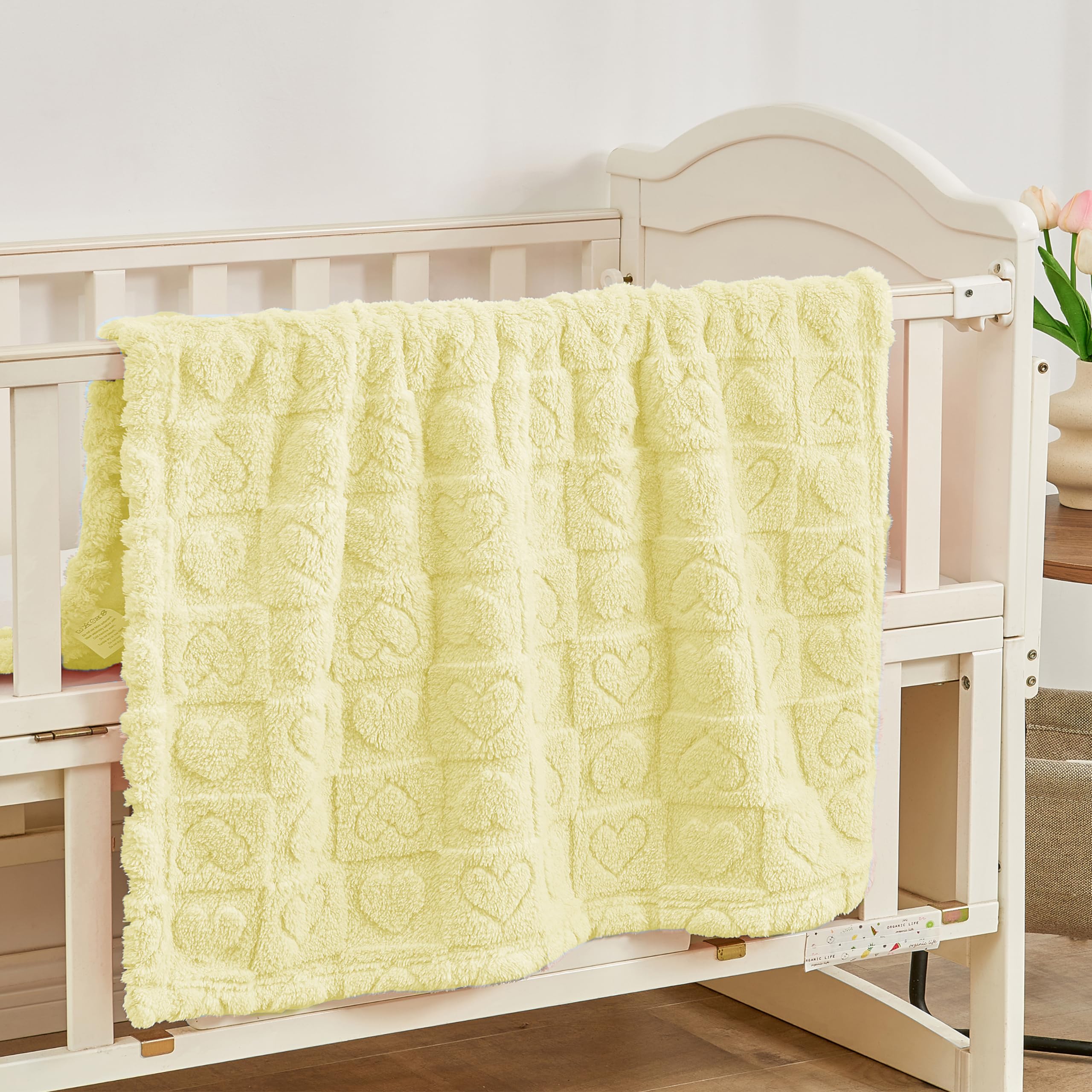 Yurhap soft plush blanket in yellow, gentle touch for naps