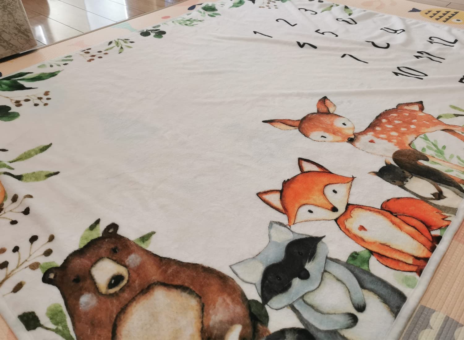 Yuzioey woodland blanket suitable as crib or nap-time cover