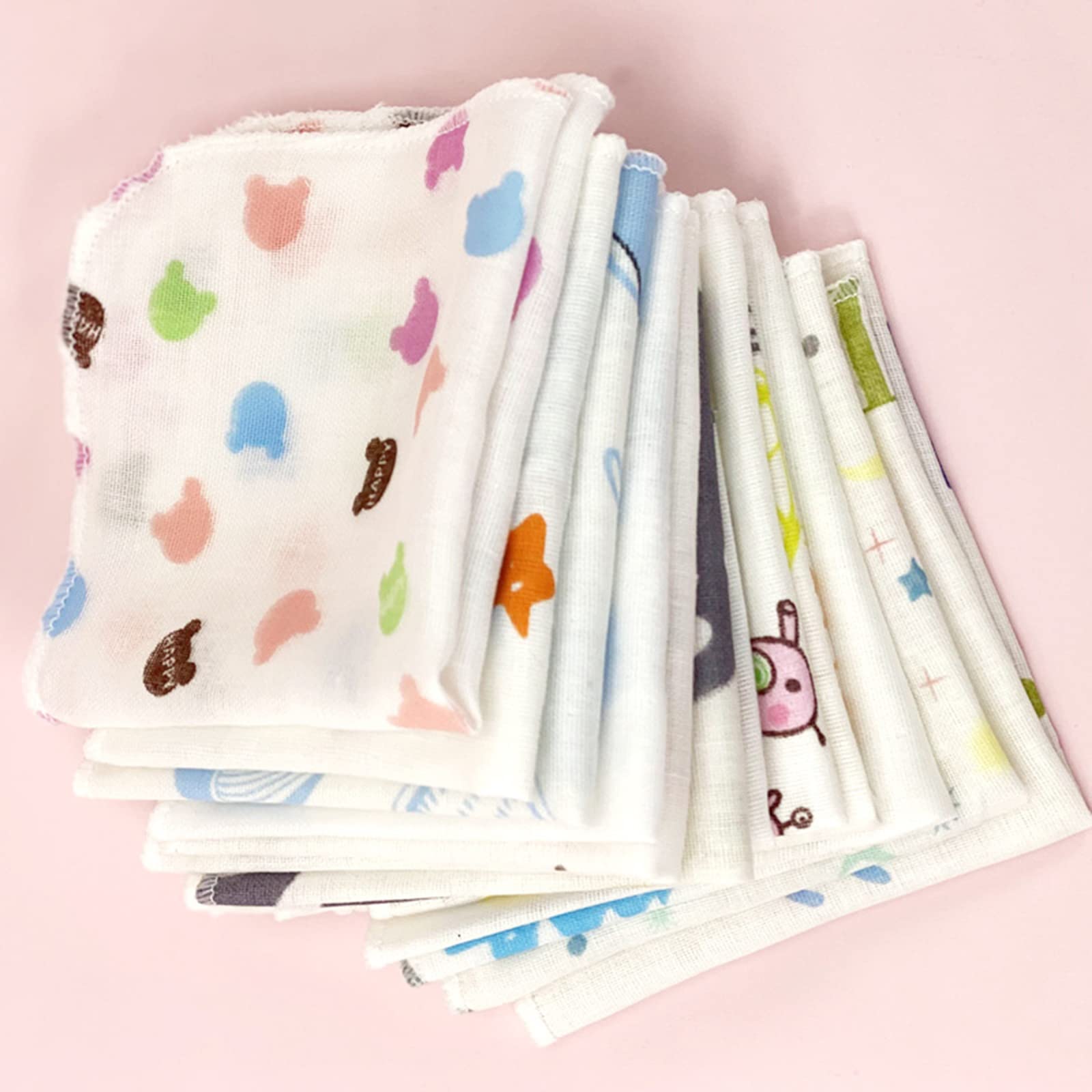 YZYDF bibs and burp cloths inspired by cartoon patterns aid routine cleanups.