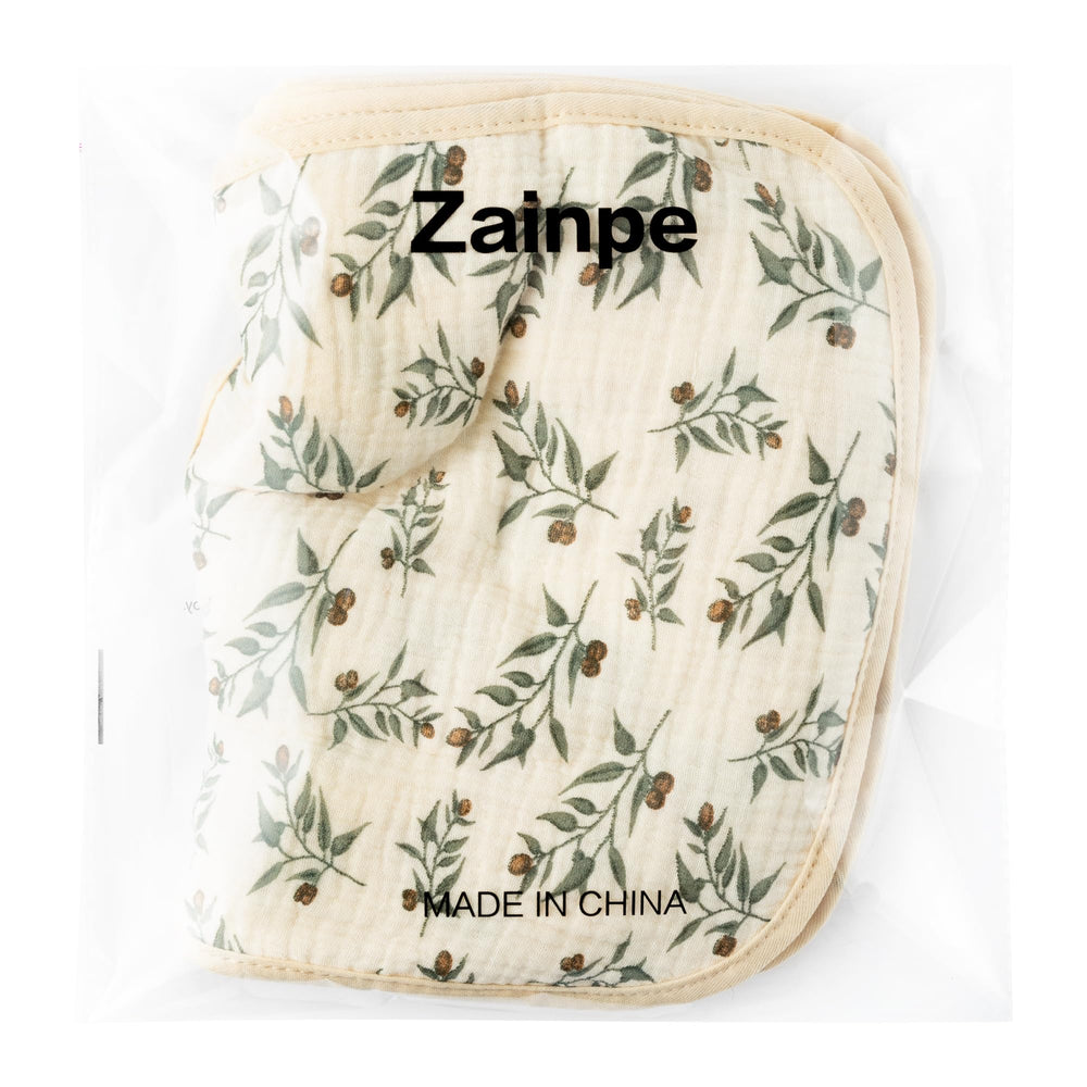 Zainpe baby bib dries quickly after washing for easy care.